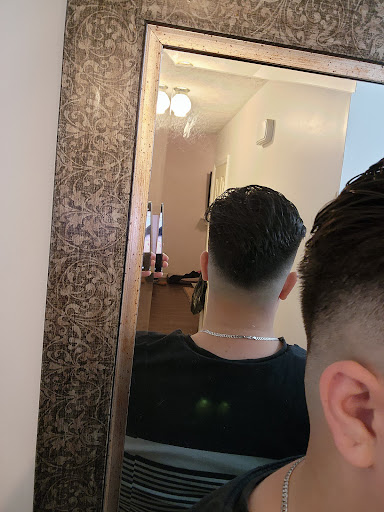 Barber Shop «Luis Barber Classic Barbershop», reviews and photos, 1135 Bell Rd, Antioch, TN 37013, USA