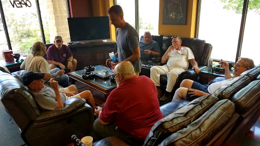 Cigar Shop «Cigar And Tobacco», reviews and photos, 196 Berlin Turnpike, Berlin, CT 06037, USA