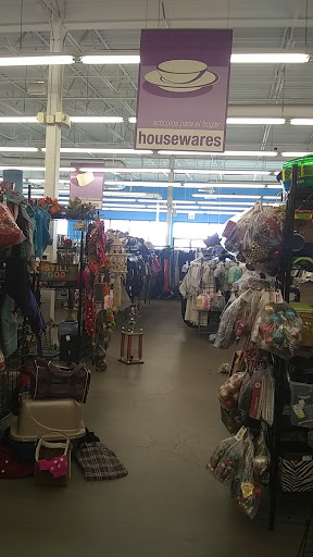 Thrift Store «San Luis Goodwill Retail Store & Donation Center», reviews and photos