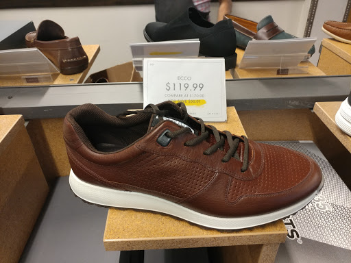 Shoe Store «DSW Designer Shoe Warehouse», reviews and photos, 400 Post St, San Francisco, CA 94102, USA