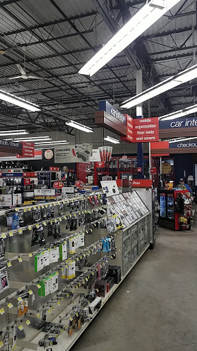 Auto Parts Store «Pep Boys Auto Parts & Service», reviews and photos, 1848-1850 Revere Beach Pkwy, Everett, MA 02149, USA