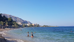Paralia Vrontados'in fotoğrafı geniş bir kıyı şeridi ile birlikte