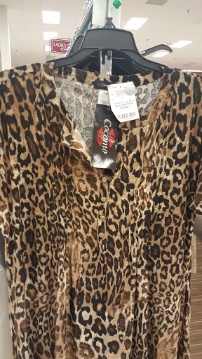 Clothing Store «Burlington Coat Factory», reviews and photos, 5766 Buford Hwy NE, Doraville, GA 30340, USA