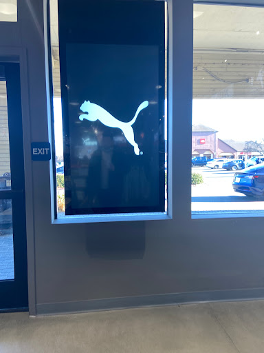 Shoe Store «PUMA», reviews and photos, 131-C Nut Tree Rd, Vacaville, CA 95687, USA