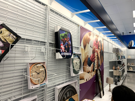 Clothing Store «Ross Dress for Less», reviews and photos, 15301 Manchester Rd, Ballwin, MO 63011, USA