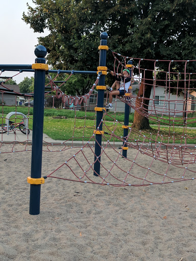 Park «Central Village Park», reviews and photos, 457 Central Ave W, St Paul, MN 55103, USA