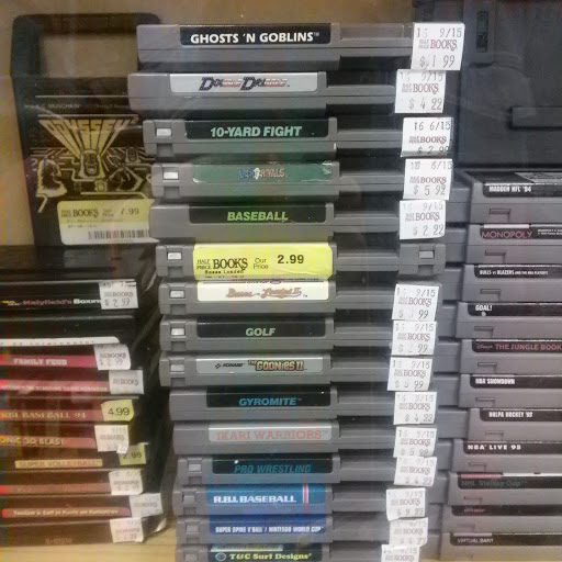 Book Store «Half Price Books», reviews and photos, 31 Orland Square Dr, Orland Park, IL 60462, USA