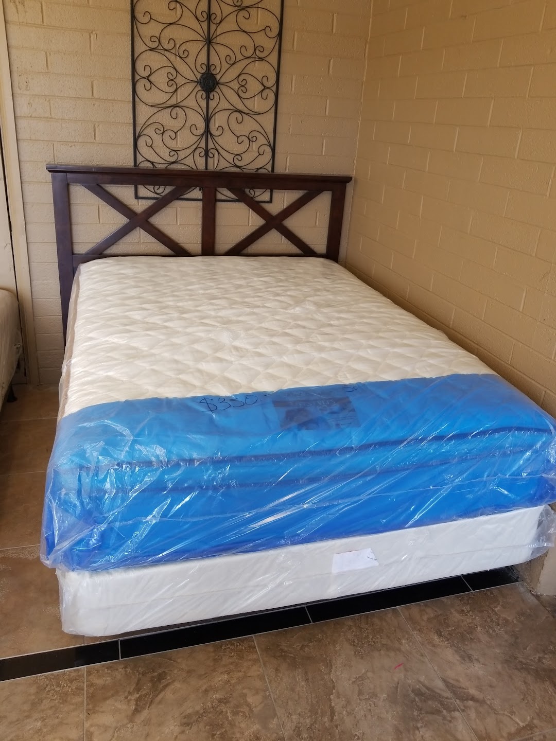 Mattress Barn & Furniture outlet