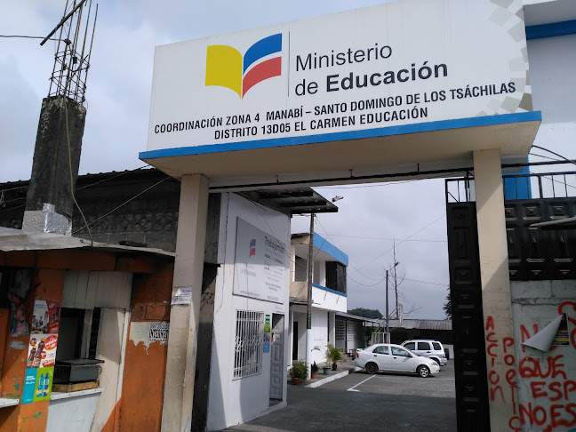 Opiniones de Distrito de Educacion 13D05 en El Carmen - Escuela