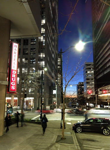 Drug Store «Bartell Drugs Fourth & Madison Store», reviews and photos, 910 4th Ave, Seattle, WA 98164, USA
