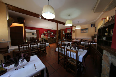Restaurant Dels Torrents - Carretera De Poblet, 33, 43430 Vimbodí i Poblet, Tarragona, Spain