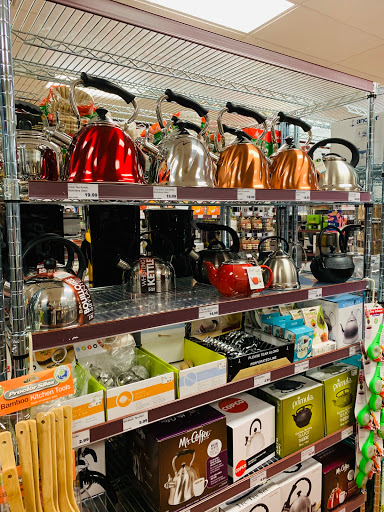 Shopping Mall «Gloucester Premium Outlets», reviews and photos, 100 Premium Outlets Dr, Blackwood, NJ 08012, USA