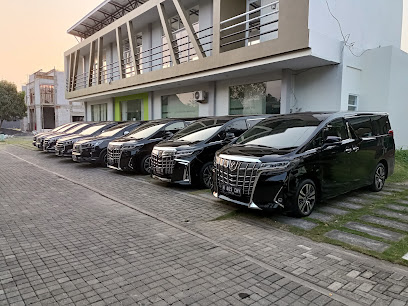 Sewa Mobil | Rental Mobil di Tugu Semarang