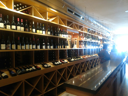 Wine Store «Half Moon Bay Wine & Cheese», reviews and photos, 421 Main St, Half Moon Bay, CA 94019, USA