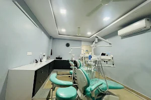Mullapudi Dental And Facial Aesthetics Clinic image