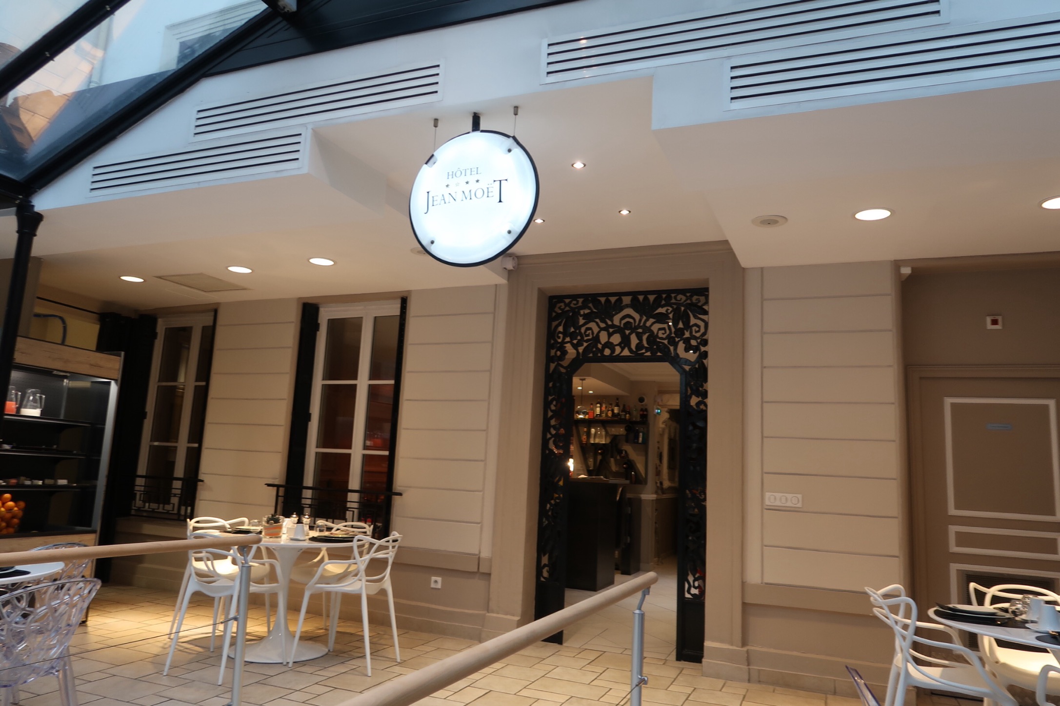 Photo n° 6 de l'avis de T. fait le 15/06/2019 à 20:31