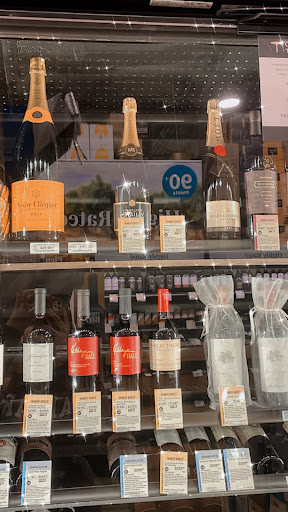 Wine Store «Total Wine & More», reviews and photos, 17550 N 75th Ave, Glendale, AZ 85308, USA