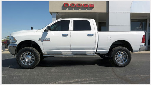 Used Car Dealer «Bob Poynter Chrysler Dodge Jeep Ram of Seymour», reviews and photos, 1873 E Tipton St, Seymour, IN 47274, USA