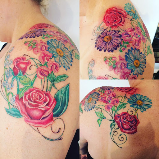 Explore hydrangea tattoo ideas, creative tattoo ideas in Clarksville, available at Uncle Bobs Tattoos