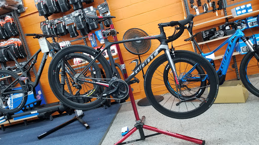 Bicycle Store «Buena Park Bicycles Co», reviews and photos, 6042 Beach Blvd, Buena Park, CA 90621, USA