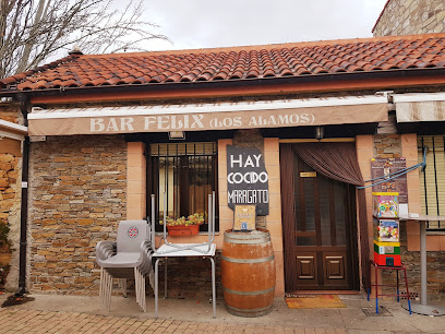 Bar Félix mas que un bar - Pl. Mayor, 3, 24718 Murias de Rechivaldo, León, Spain