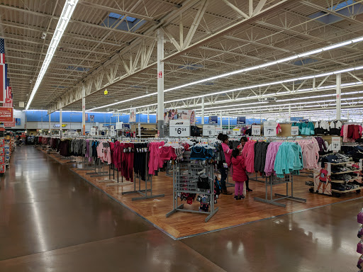 Department Store «Walmart Supercenter», reviews and photos, 3657 E Main St, Whitehall, OH 43213, USA
