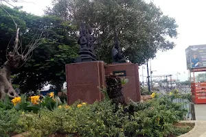 Tyagayya Statue image