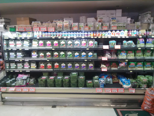 Grocery Store «Town & Country Foods», reviews and photos, 219 N 19th Ave, Bozeman, MT 59718, USA