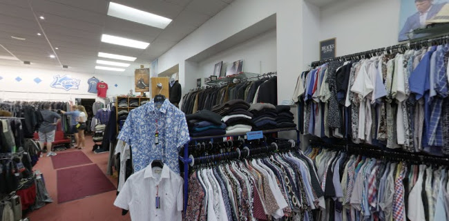 Reviews of Lewis For Fashion in Pukekohe - Clothing store