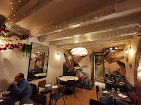 Atmosphère du Restaurant Le Saladier à Villefranche-sur-Saône - n°4