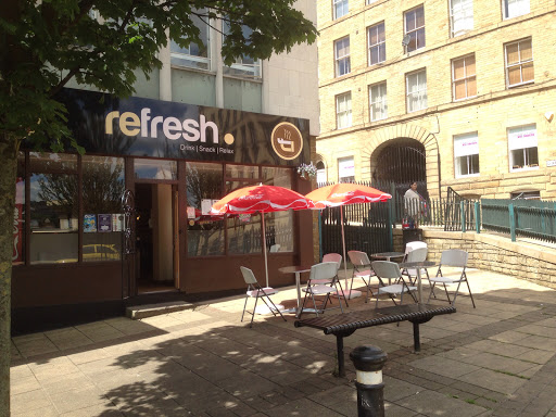 Refresh Cafe / Coffee Shop