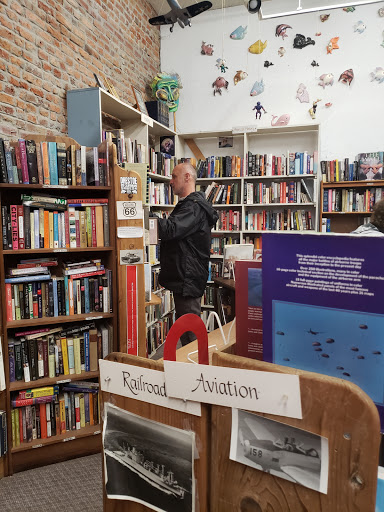 Used Book Store «Booklegger», reviews and photos, 402 2nd St, Eureka, CA 95501, USA