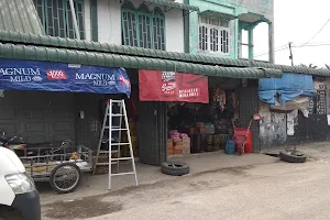 Bandar Pasir market Mandoge image