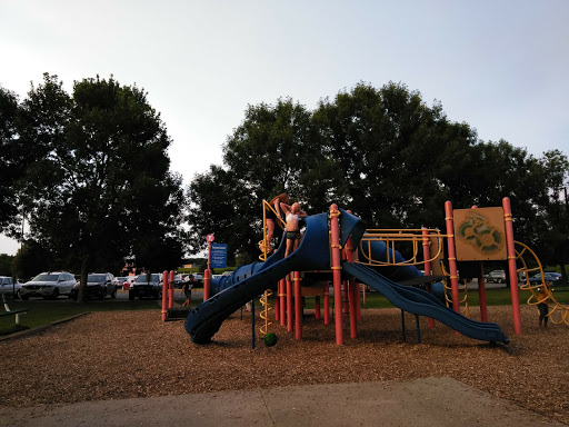 Gym «Emma B. Howe YMCA», reviews and photos, 8950 Springbrook Dr NW, Coon Rapids, MN 55433, USA