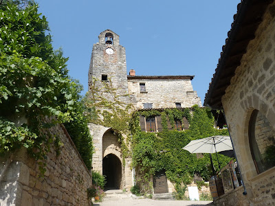 Porte Méjane à Bruniquel
