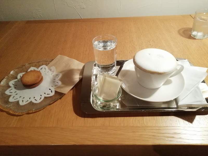 CAFE MONTAGE カフェ・モンタージュ