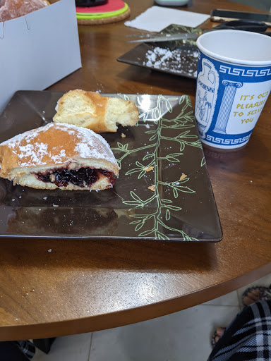 Donut Shop «Plainfield Donut Shop», reviews and photos, 131 Watchung Ave, Plainfield, NJ 07060, USA