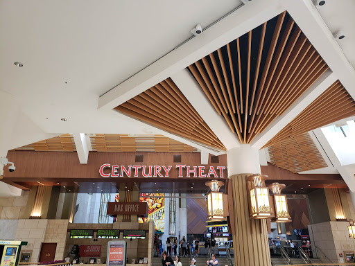 Shopping Mall «Stratford Square Mall», reviews and photos, 152 Stratford Dr, Bloomingdale, IL 60108, USA