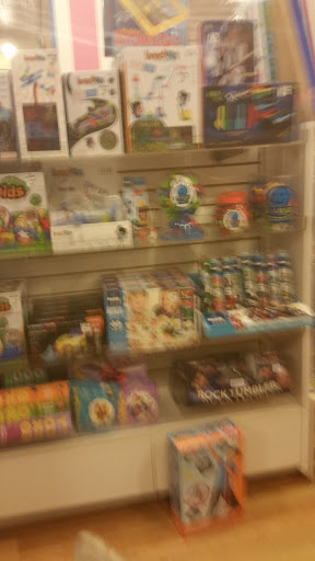Toy Store «Crackerjacks Toys and Childrens Books», reviews and photos, 7 S Washington St, Easton, MD 21601, USA