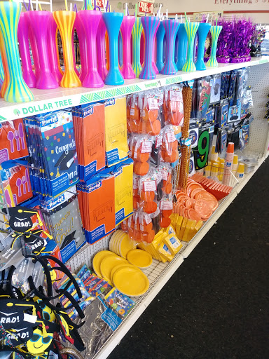 Dollar Store «Dollar Tree», reviews and photos, 58729 Columbia River Hwy, St Helens, OR 97051, USA