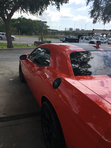 Hot Rod Top Notch Car Wash LLC en St. Petersburg
