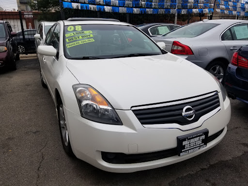 Used Car Dealer «World Discount Auto», reviews and photos, 800 S Western Ave, Chicago, IL 60612, USA