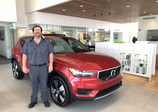 Car Dealer «Wynn Volvo Cars Norristown», reviews and photos, 2049 W Main St, Norristown, PA 19403, USA