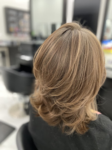 Hair Salon «The Full Spectrum Hair salon», reviews and photos, 305 E Farm to Market Rd 544 #911, Murphy, TX 75094, USA