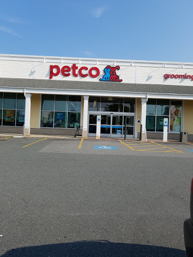 Petco Animal Supplies, 790 Waverly Rd, North Andover, MA 01845, USA, 