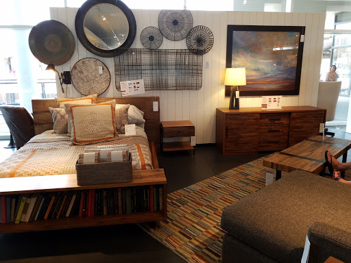 Furniture Store «Crate and Barrel», reviews and photos, 11800 W Broad St, Richmond, VA 23233, USA