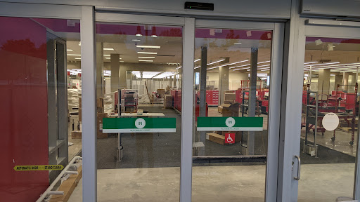 Shopping Mall «Bayshore Town Center», reviews and photos, 5800 N Bayshore Dr, Glendale, WI 53217, USA