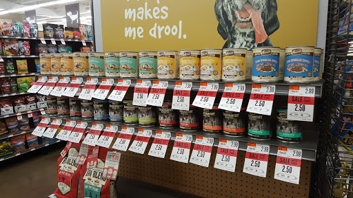 Pet Supply Store «Pet Supplies Plus», reviews and photos, 9500 Dorchester Rd #350, Summerville, SC 29485, USA