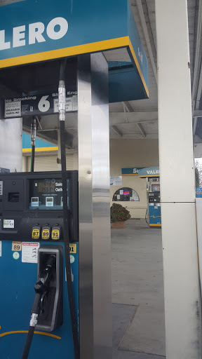 Gas Station «Valero», reviews and photos
