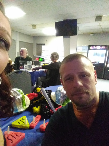 Bowling Supply Shop «Lodge Lanes», reviews and photos, 46255 S Interstate 94 Service Dr, Belleville, MI 48111, USA